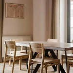 Piazza Barberini, Sonder By Marriott Bonvoy 3* Roma