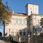 Piazza Barberini, Sonder By Marriott Bonvoy