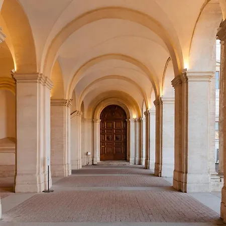 Sonder Barberini Aparthotel Rome