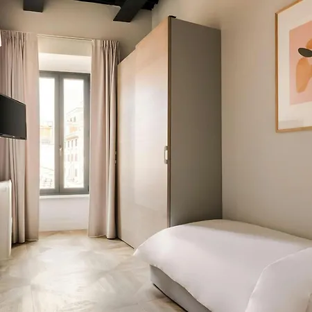 Sonder By Marriott Bonvoy Barberini Piazza Barberini 아파트호텔 3*