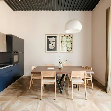 Sonder By Marriott Bonvoy Barberini Piazza Barberini 아파트호텔 3*