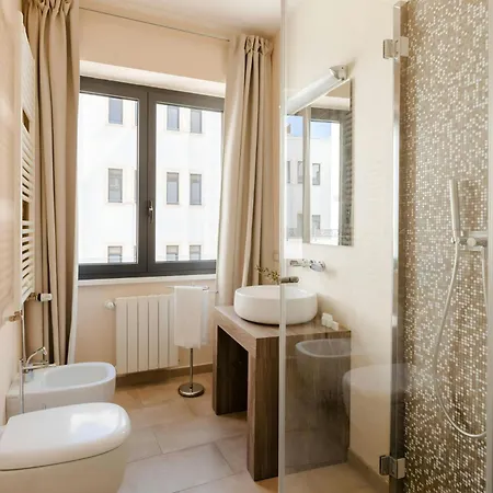 Piazza Barberini, Sonder By Marriott Bonvoy 3* 로마