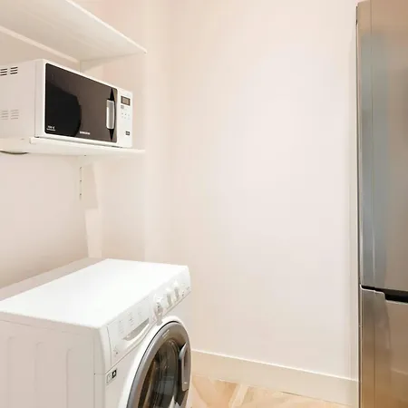 Piazza Barberini, Sonder By Marriott Bonvoy 아파트호텔 3*