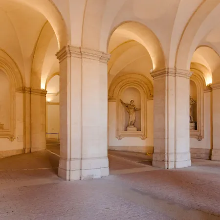 Piazza Barberini, Sonder By Marriott Bonvoy