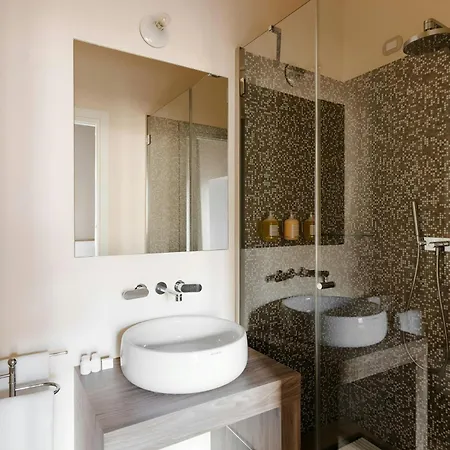 Апарт-отель Sonder By Marriott Bonvoy Barberini Piazza Barberini